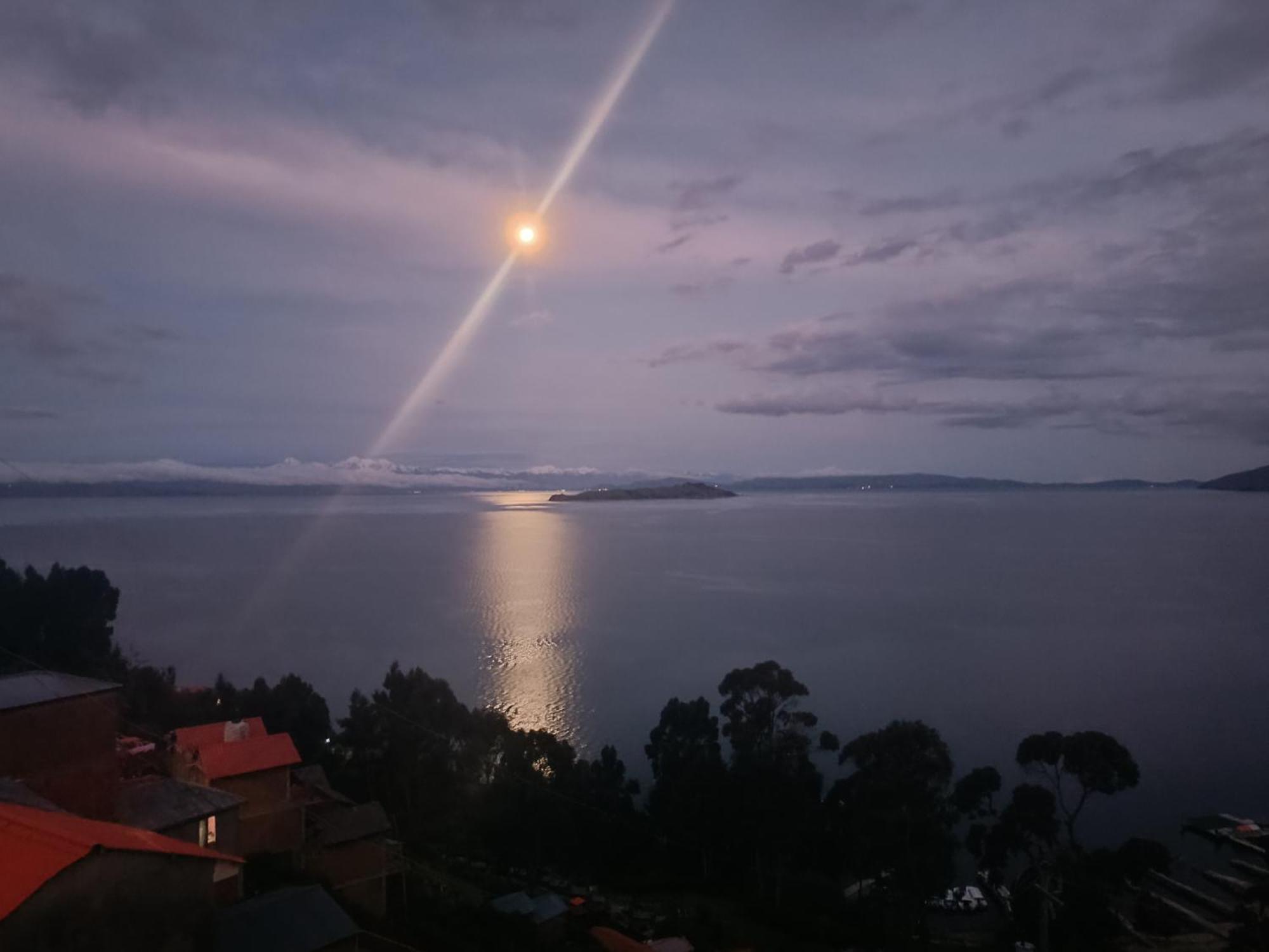 Sol Y Luna - Isla Del Sol Comunidad Yumani エクステリア 写真